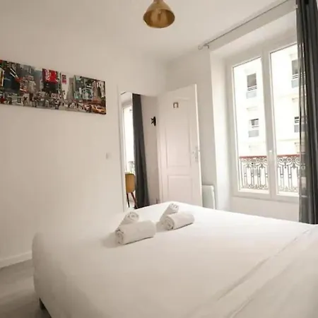 4 Personnes Oberkampf Apartman