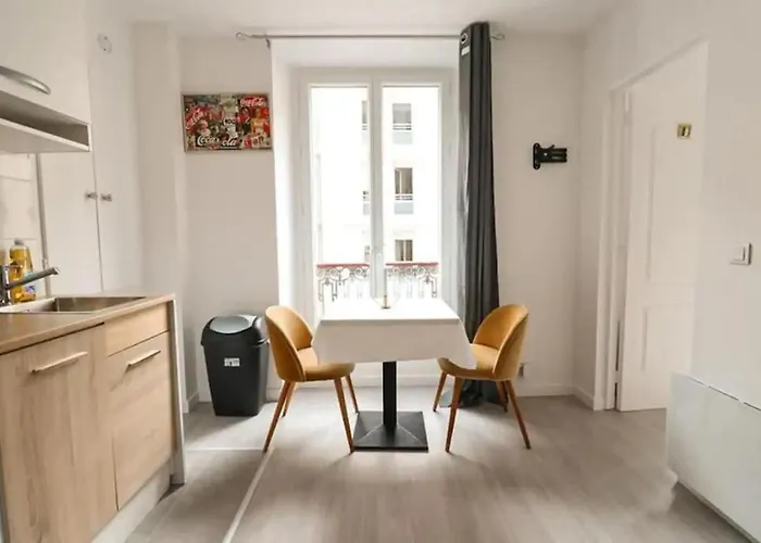 4 Personnes Oberkampf Appartement *